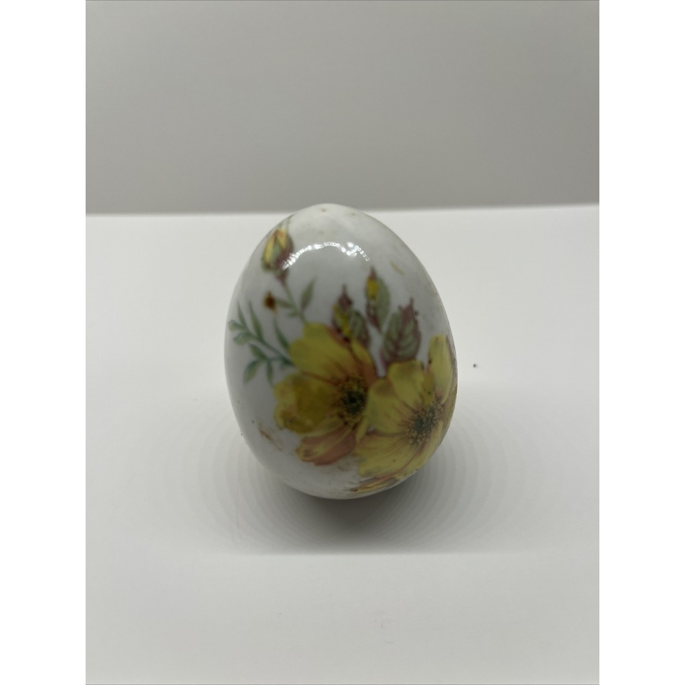 Vintage Oriental Hand Painted Egg Decorative